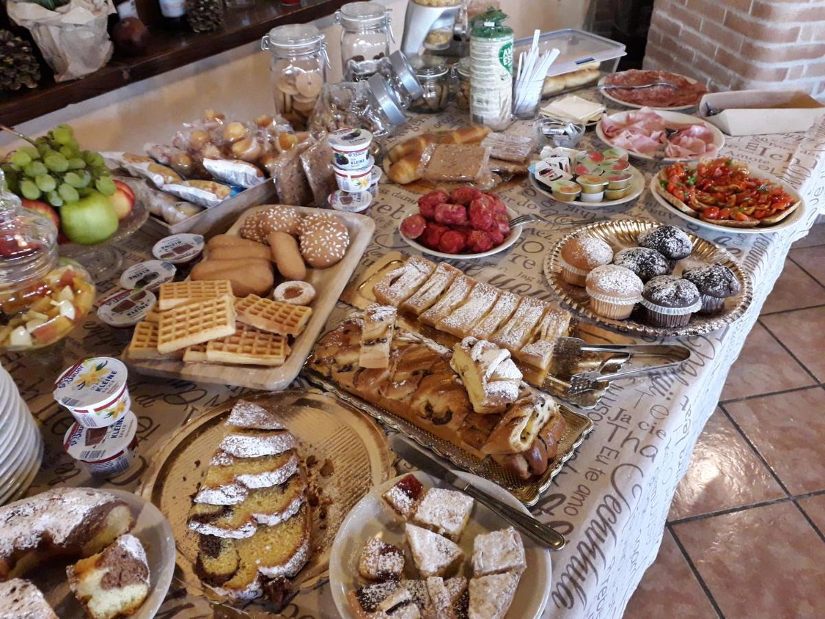 Agriturismo Torre Cristina Aprilia Kültér fotó
